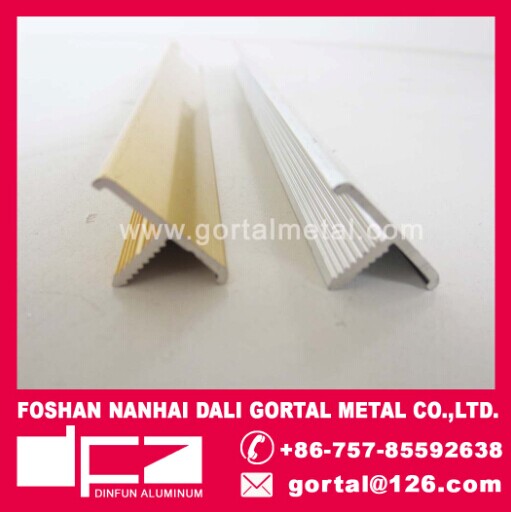 Aluminum T shape connect tile trim